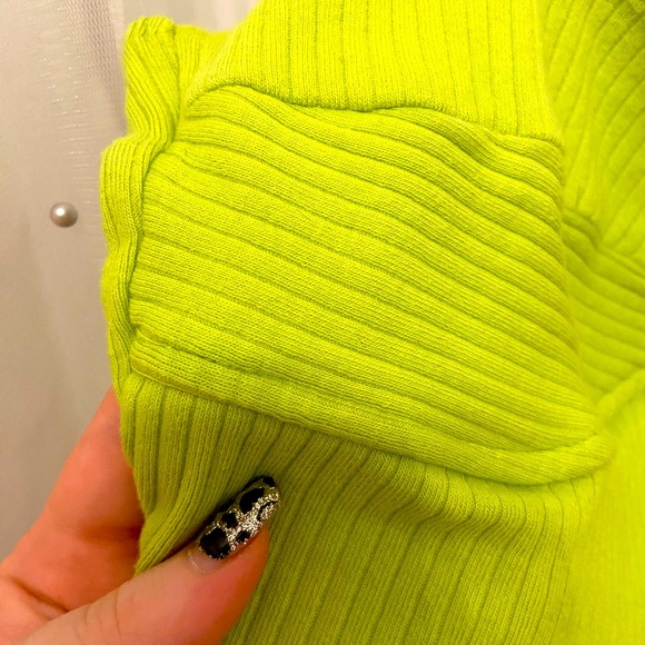 PacSun neon green croptop size Medium - Picture 3 of 4